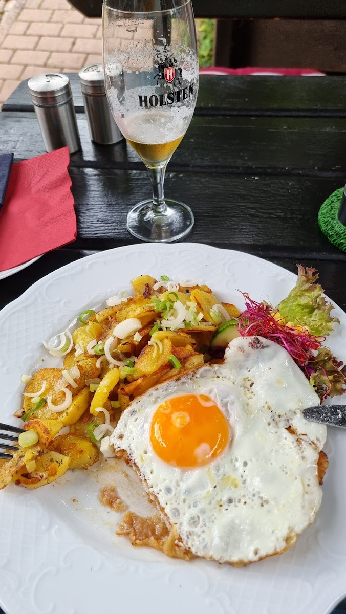 Gaststätte U. Pension Birkenblick-6